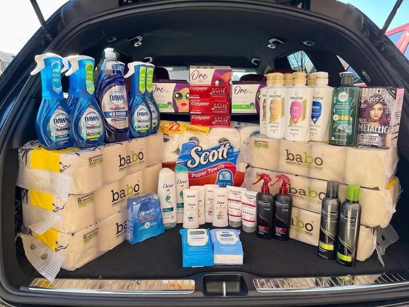 Packed the whole trunk — Scott, Babo, hair care & more